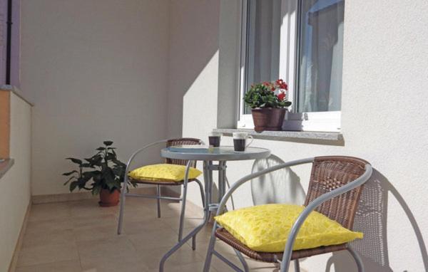 Apartman Zora Подстрана Екстер'єр фото