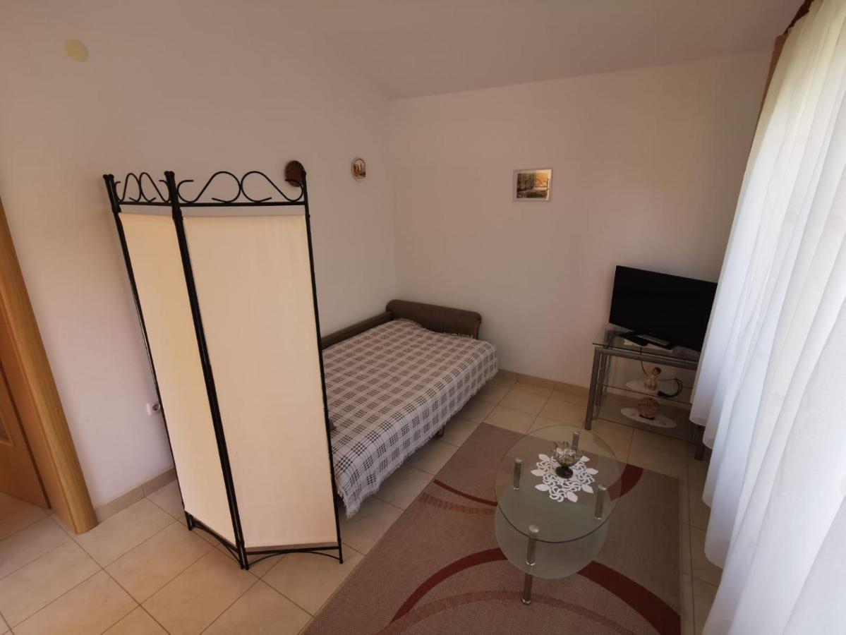 Apartman Zora Подстрана Екстер'єр фото