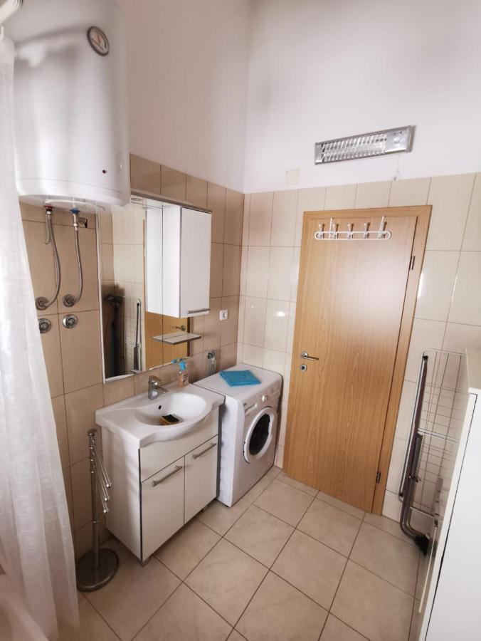 Apartman Zora Подстрана Екстер'єр фото