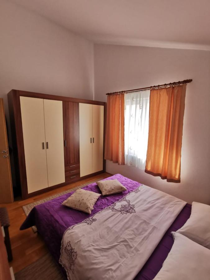 Apartman Zora Подстрана Екстер'єр фото