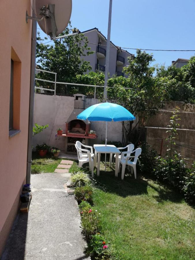 Apartman Zora Подстрана Екстер'єр фото